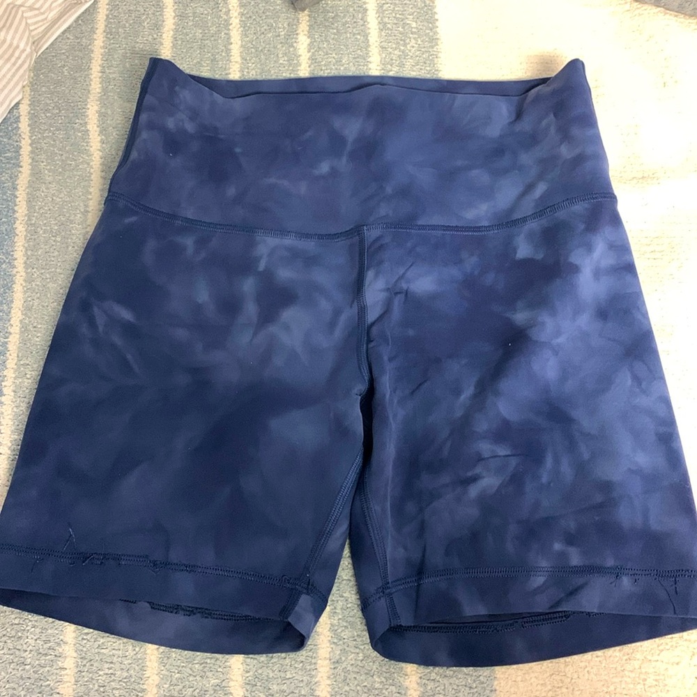Lululemon bike shorts